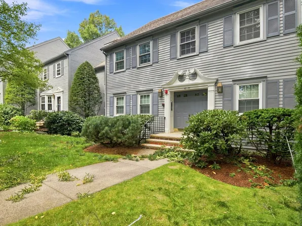 51 Valiant Way #51, Salem, MA 01970