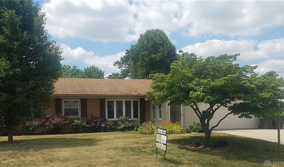 1st image of 3214 Gardenia Dr