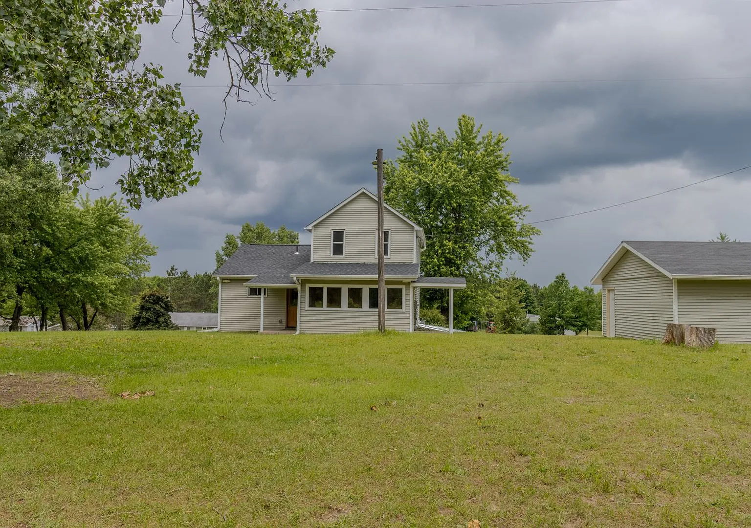 Home Sweet Home on Twenty Beautiful Acres — Photo 1