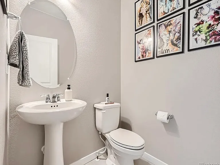 723 N Quatar St — Photo 10