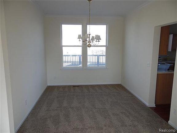 4th image of 9896 High Meadow Dr