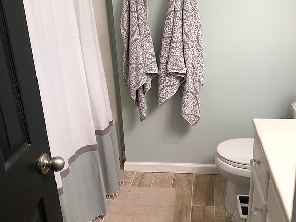 3rd image of 311 Park Dr