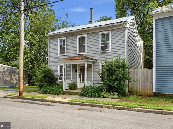 11 W Germain St, Winchester, VA 22601
