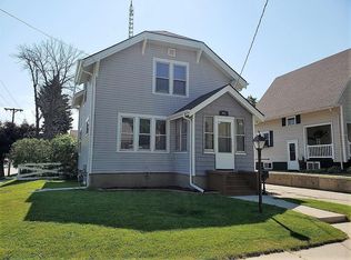 901 S 22nd St, Manitowoc, WI 54220