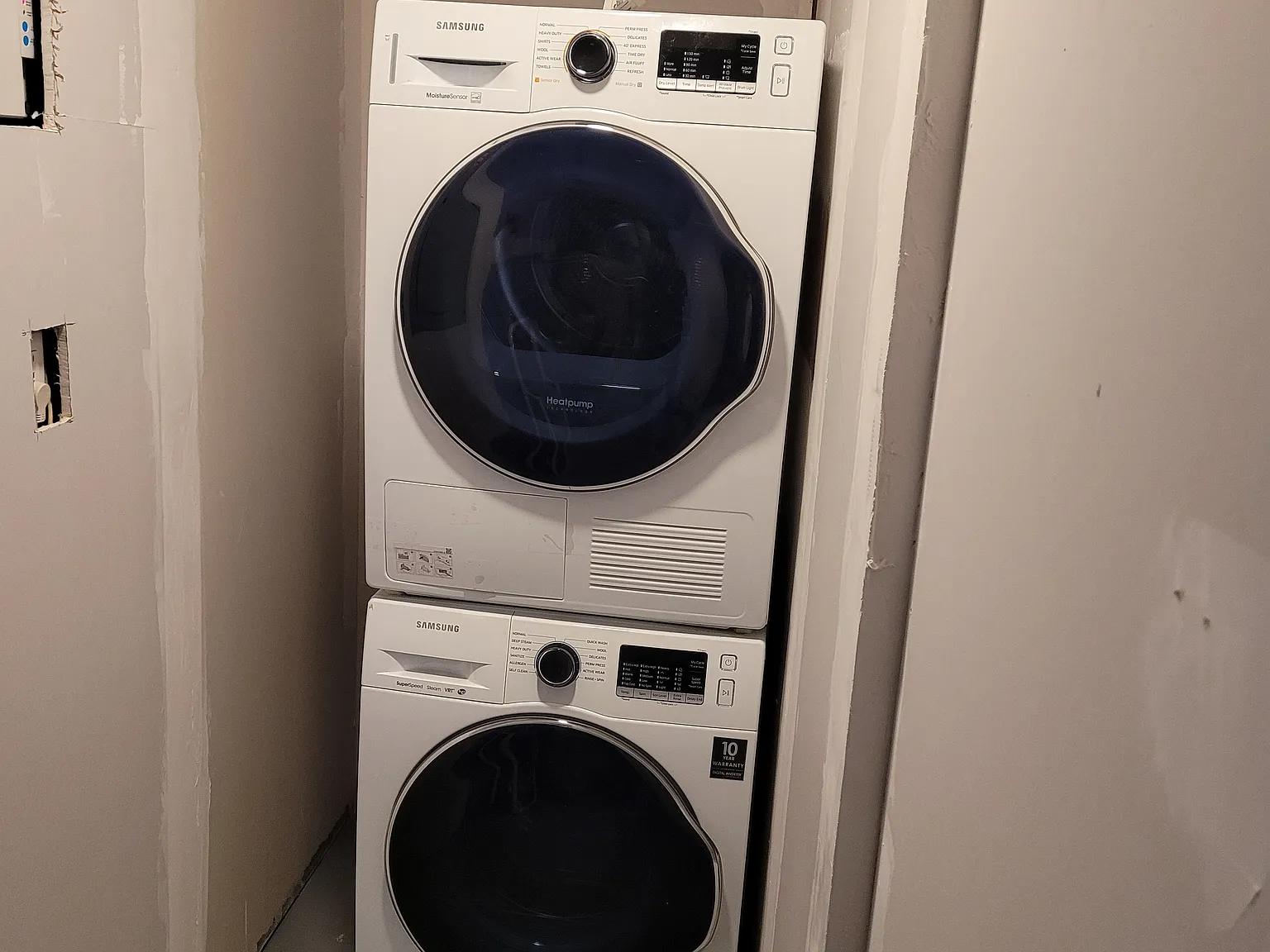 2 bed, 1700 sqft, $2,400 — Photo 4