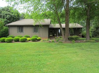 3528 Meadowwood Dr, Murfreesboro, TN 37128