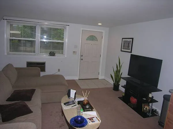 280 Greenough St #A — Photo 7