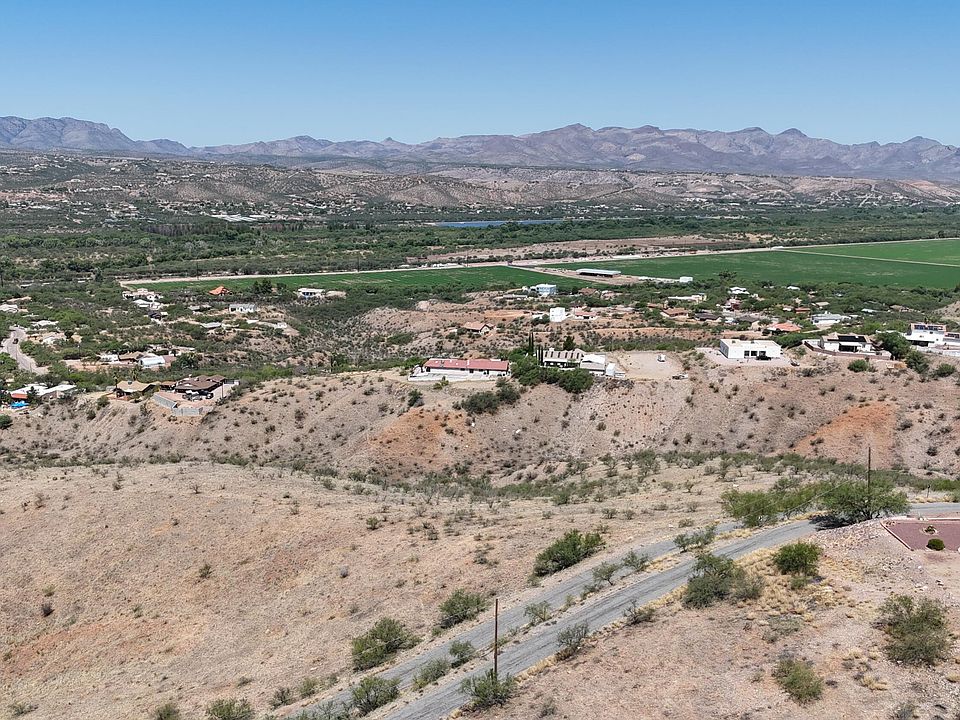 1st image of 316 Valley View Dr