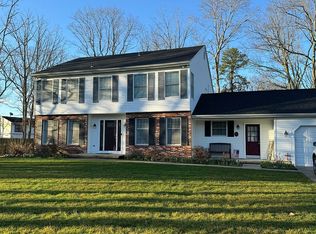 42 Oak St, Marmora, NJ 08223