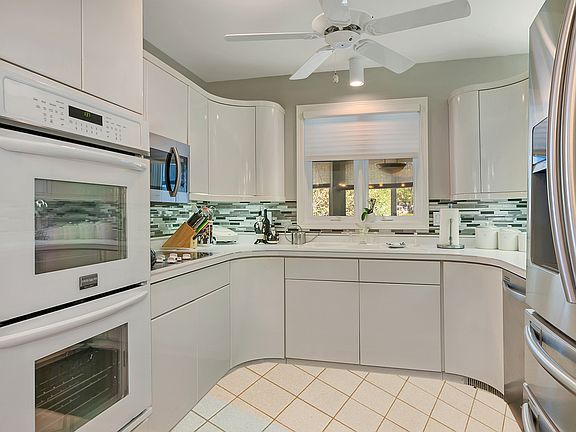 2nd image of 606 Jenisa Dr