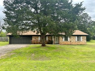 400 Trimble St, Palestine, TX 75803