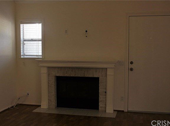 3rd image of 644 N Via Colinas