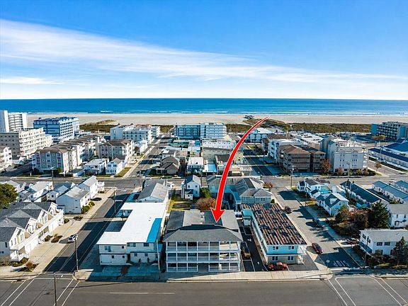 2nd image of 5605 Seaview Ave #L