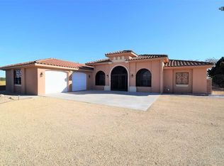 1860 La Luz Trl SW, Deming, NM 88030