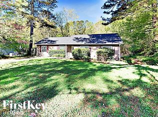 166 Cedarcrest Dr, Acworth, GA 30101