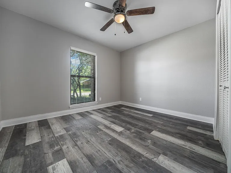 3505 Creststone Dr — Photo 8