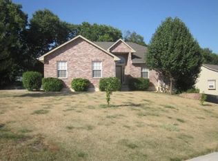 19400 E 14th St N, Independence, MO 64056