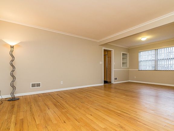 Great ROom/Eating Area