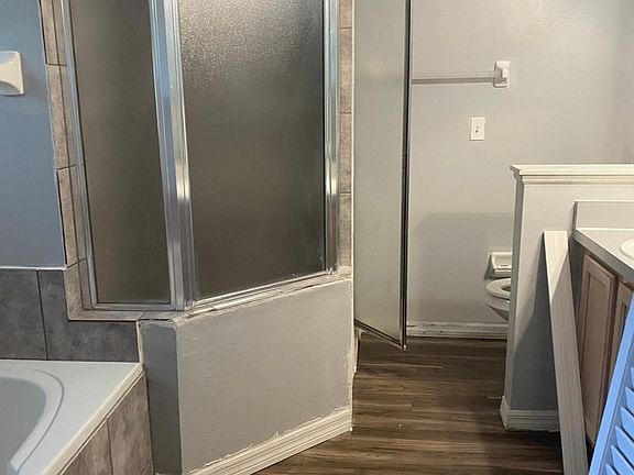 5th image of 5109 Clarion Oaks Dr