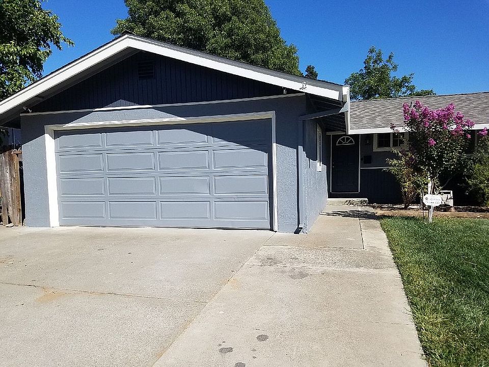 2nd image of 605 Trinity Dr