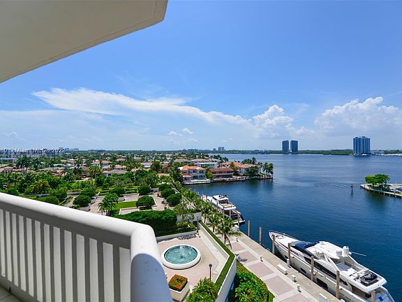 2nd image of 1000 Island Blvd #812