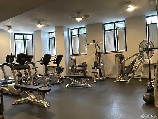 Rented by Oxford Property Group | media 16