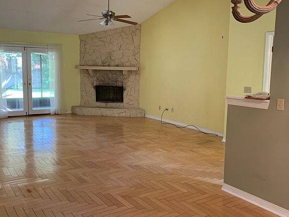 4th image of 6340 Pine Cir S