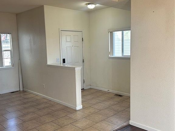 3rd image of 1497 Willow Oak Road