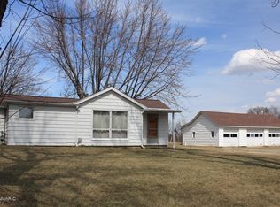 6819 E Napier Ave, Benton Harbor, MI