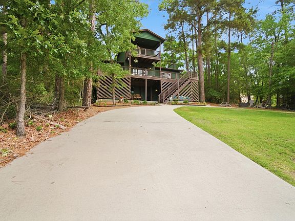 2nd image of 213 Lakefront Dr