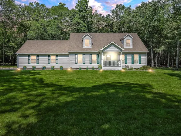 55 Mary Ann Avenue, Saugerties, NY 12477