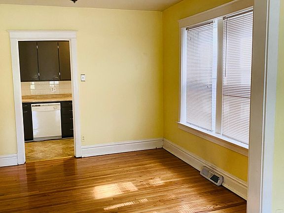 3rd image of 2127 Alfred Ave Floor 1
