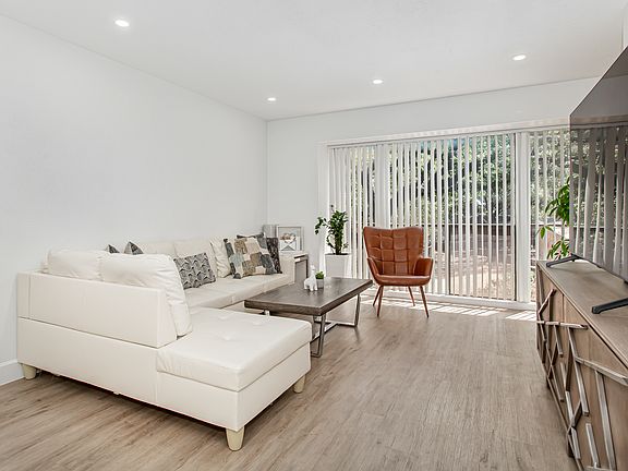 4th image of 4541 N Oconnor Rd #2243