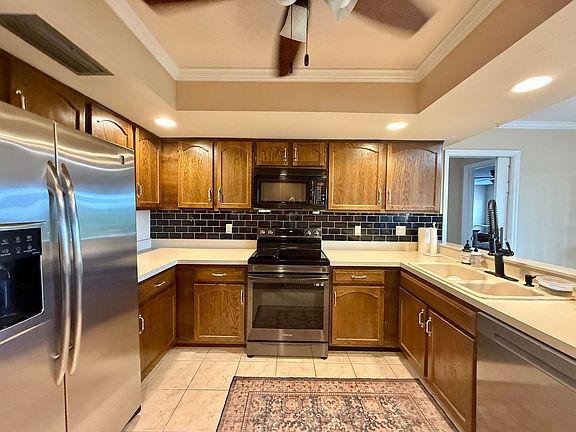 2nd image of 1739 Lake Marion Dr