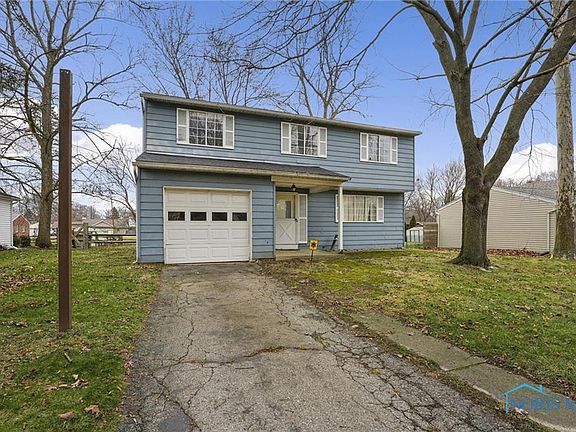 3rd image of 6028 E Pembridge Dr