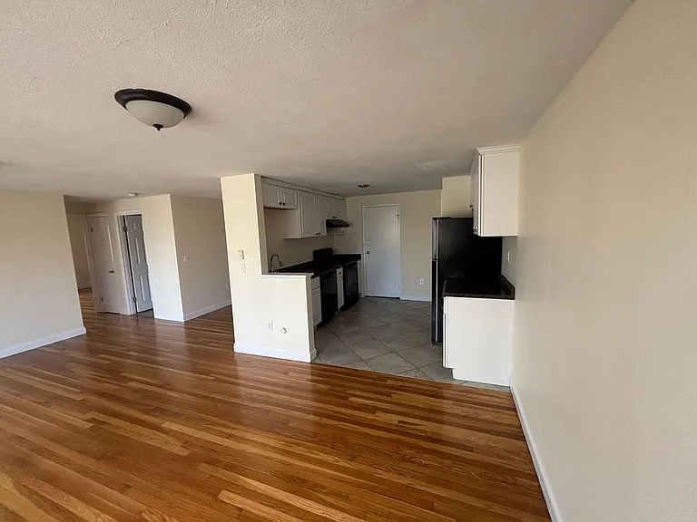 333 Main St #19 — Photo 12