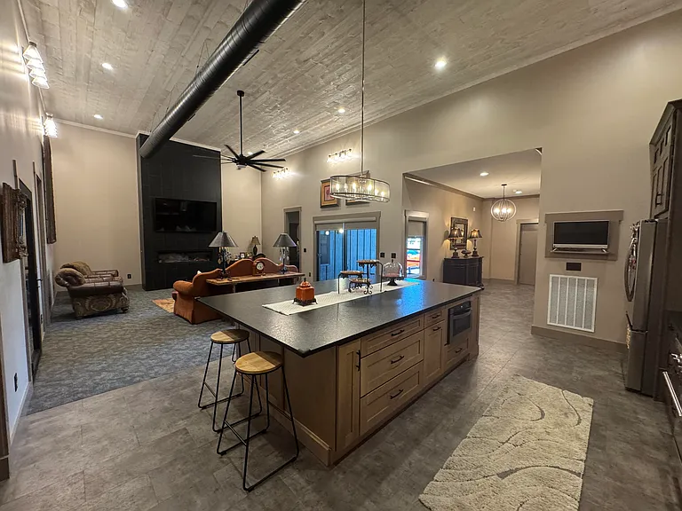 709 Kentucky Ave — Photo 18