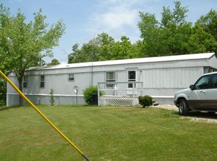 29499 Grindstone Rd, Lebanon, MO 65536