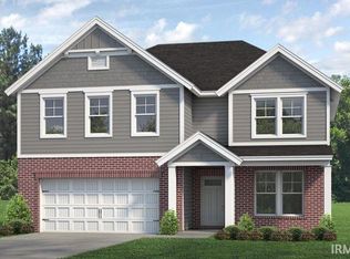 1412 N Hunters Crossing Cir, Huntingburg, IN 47542