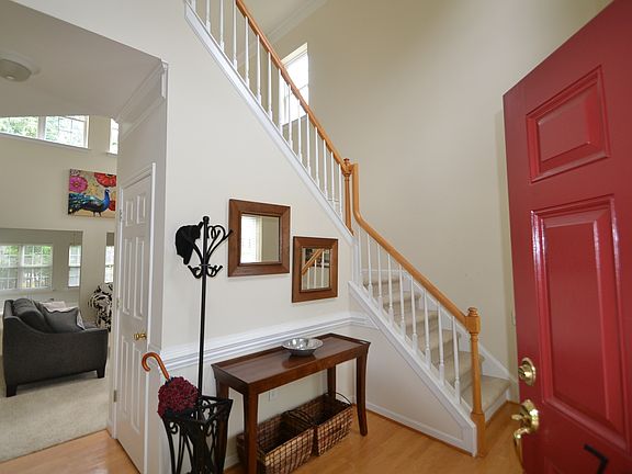 4th image of 7892 Sedgebrook Dr E