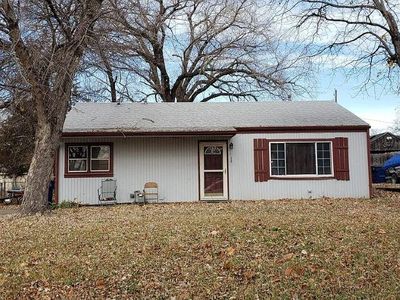 912 SE 2nd St, Newton, KS, 67114