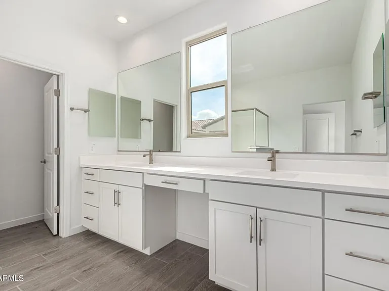 10773 W Baden St — Photo 10