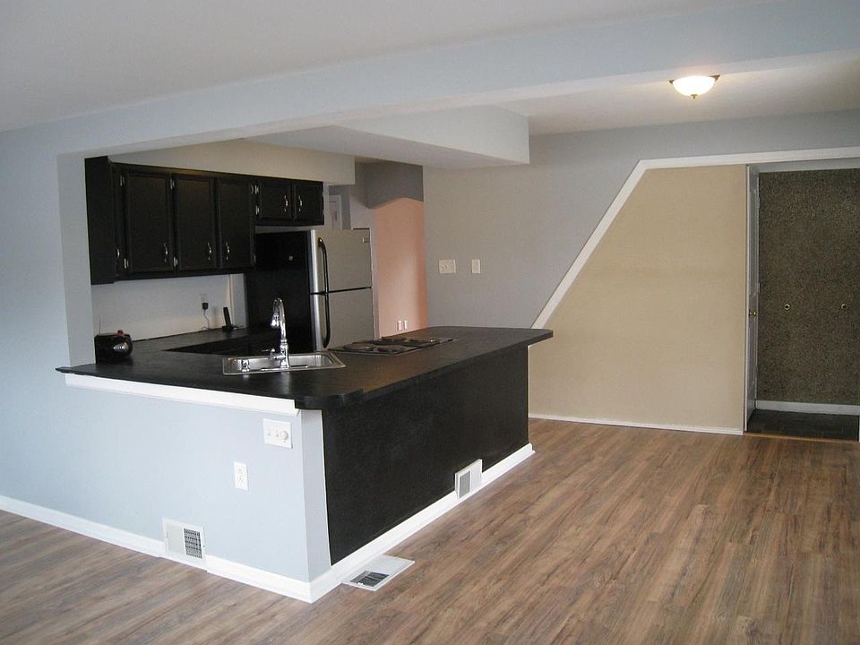 2nd image of 164 Soden Dr
