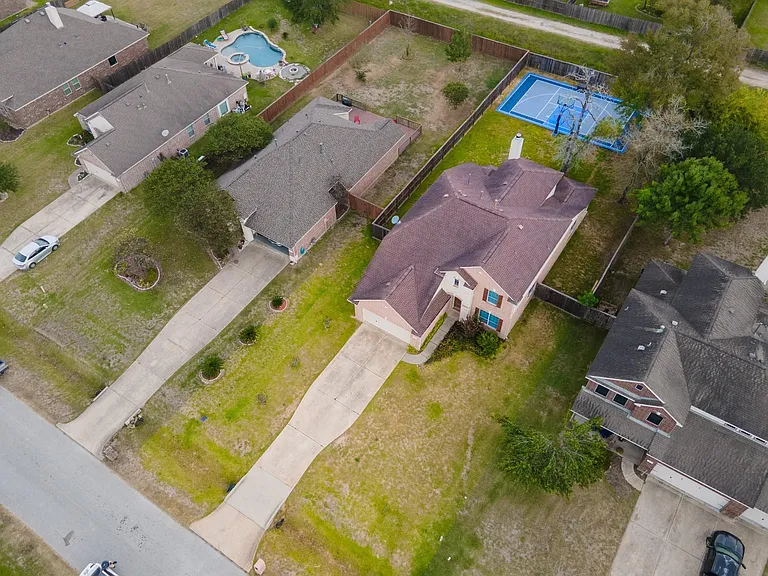 33010 Greenfield Forest Dr — Photo 42