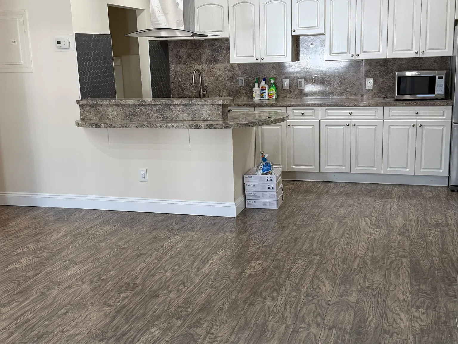 3 bed, $3,600 — Photo 3