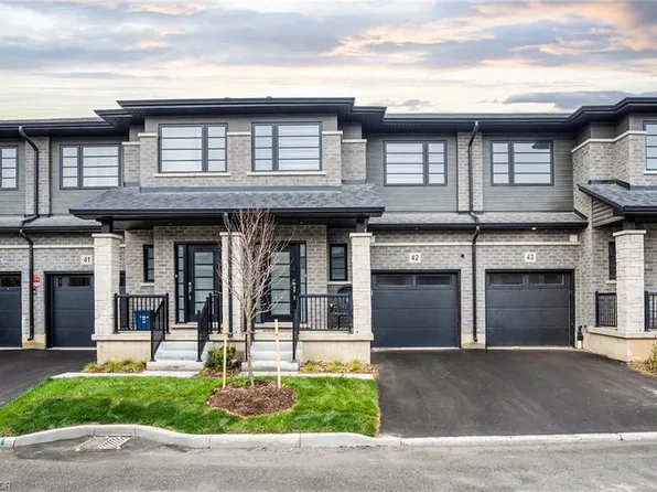 520 Grey St #42, Brantford, ON N3S 7L4