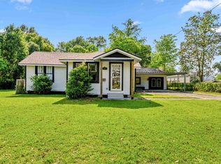 303 Hall St, Dequincy, LA 70633