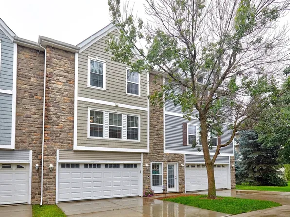 305 NE Sandalwood, Waukee, IA 50263