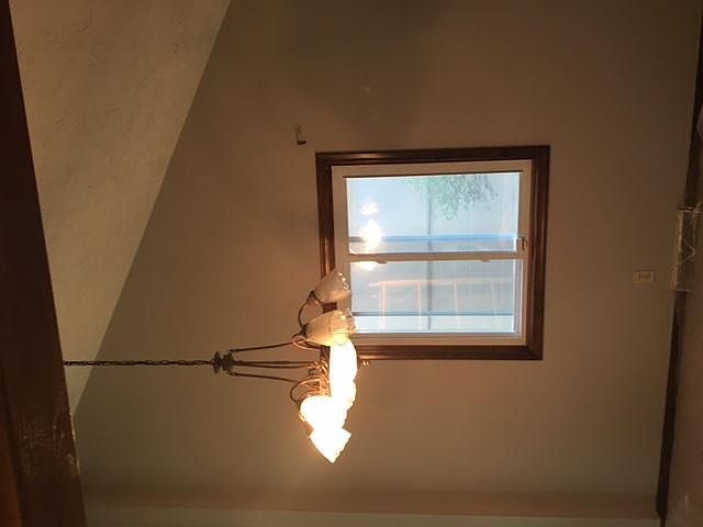 2nd image of 15117 Davenport Cir