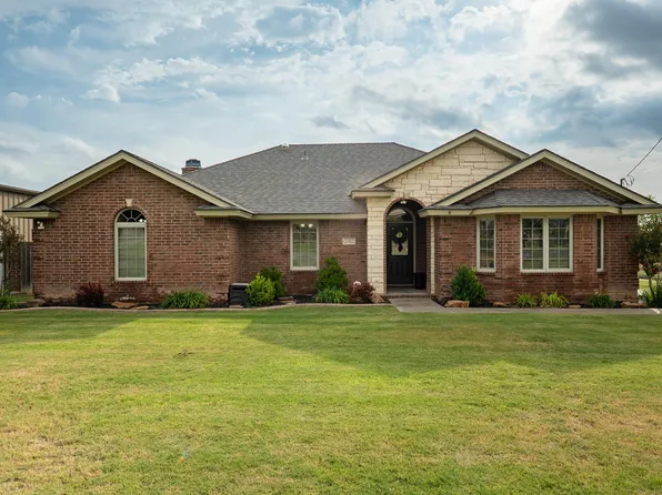 2102 Mesa Rd, Lubbock, TX 79403